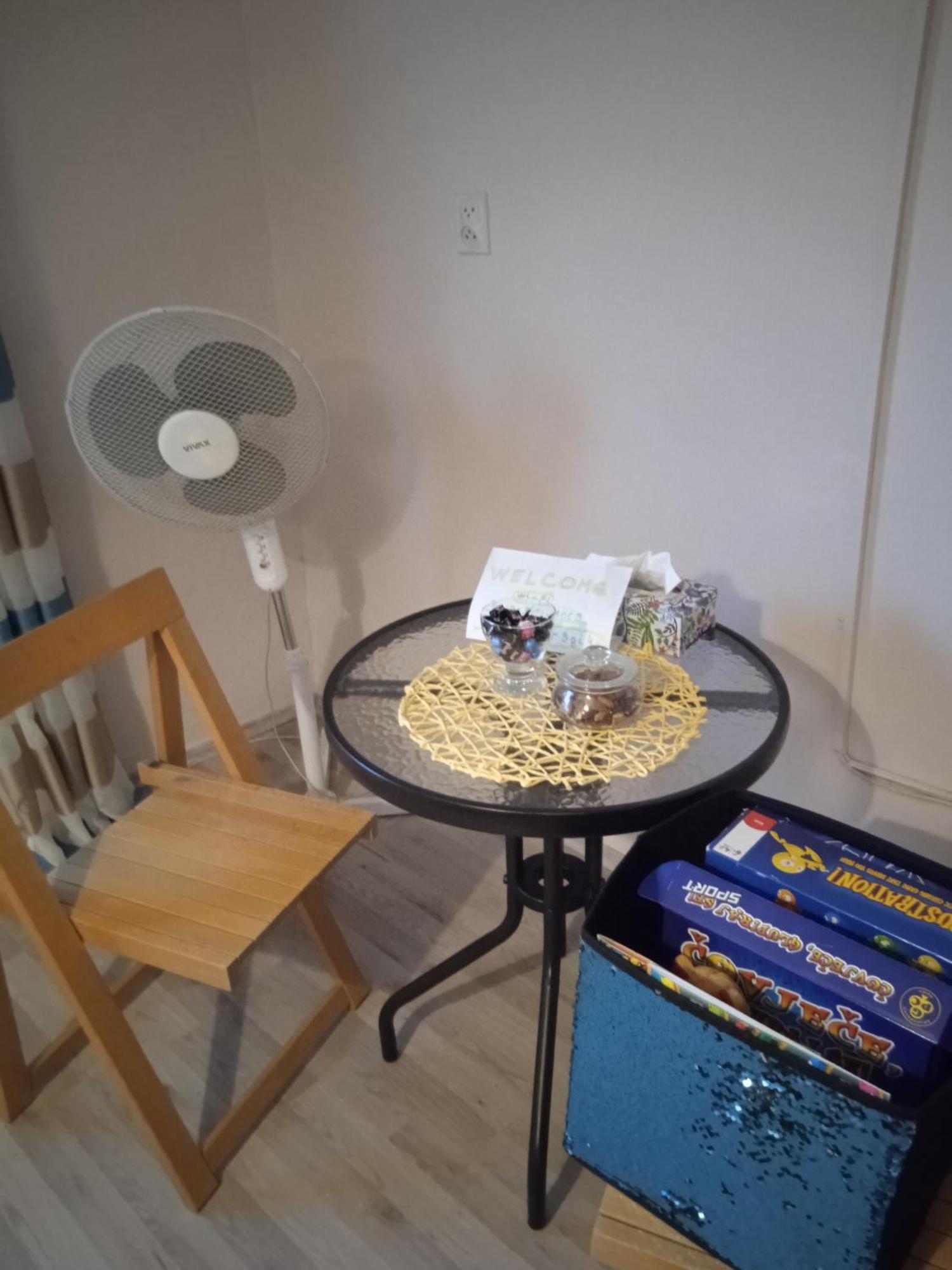 Studio Luna Appartement 카를로바츠 외부 사진